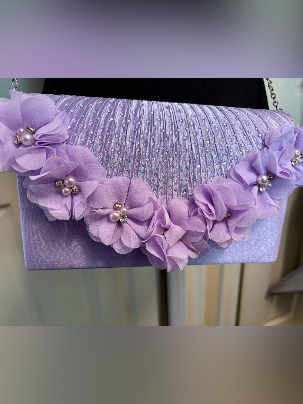 Lavender Floral Embellished Clutch Bag